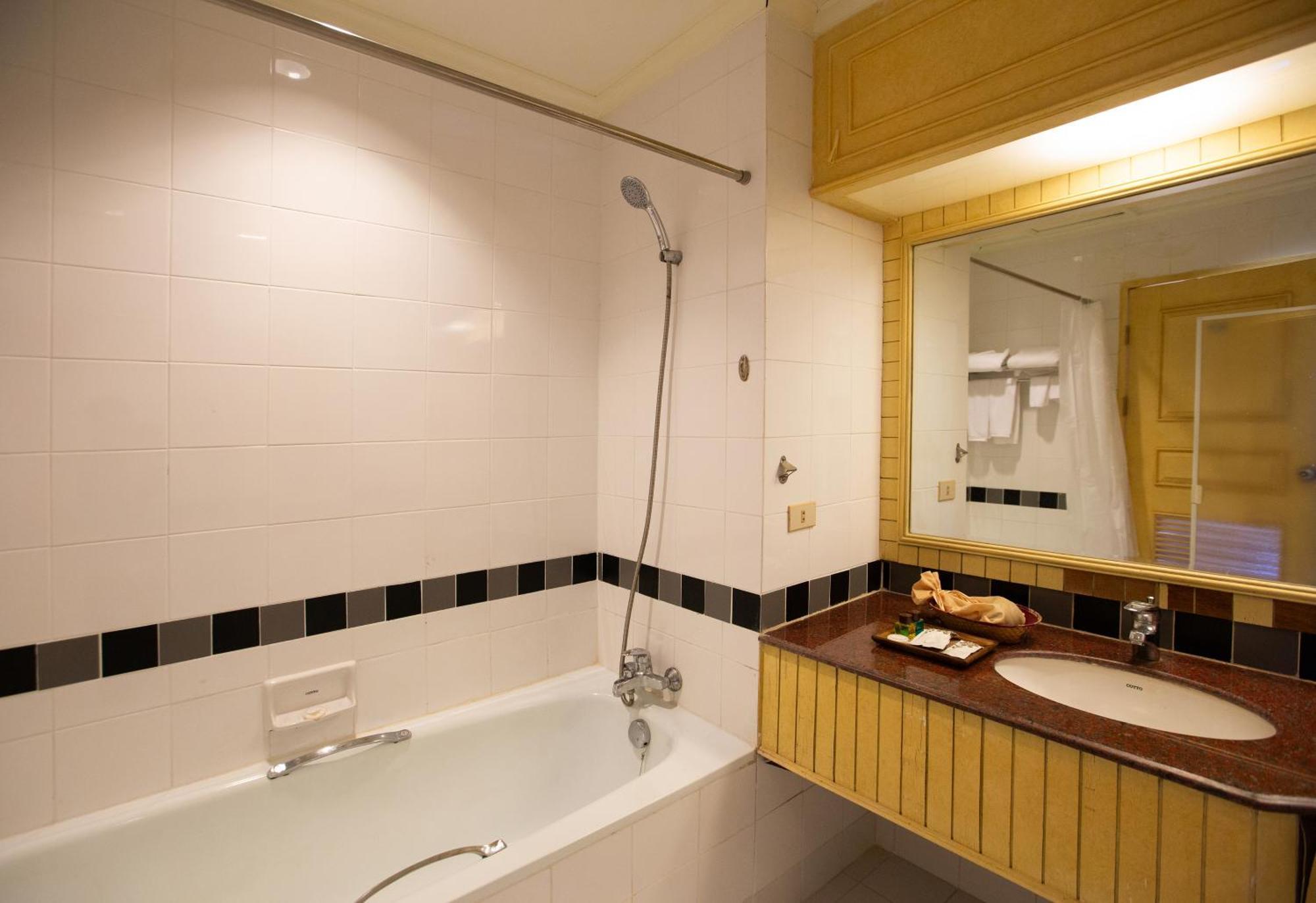 The Imperial Narathiwat Hotel Exterior photo